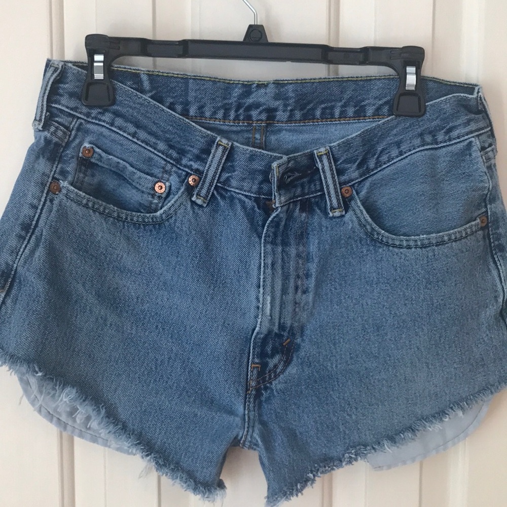 Vintage cut off Levi Jean short.